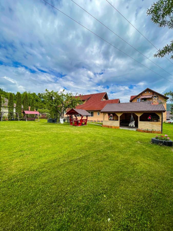 Vila Lilica Bran  Bagian luar foto